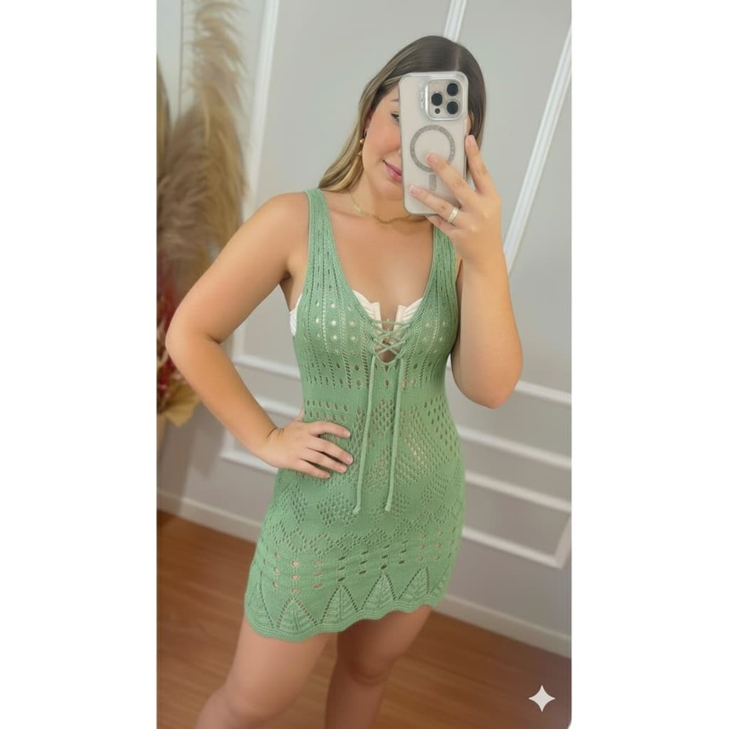 Saida De Praia Tricô Curta Feminina com Decote V Rendada  36 ao 42 Lupinacci Tricot