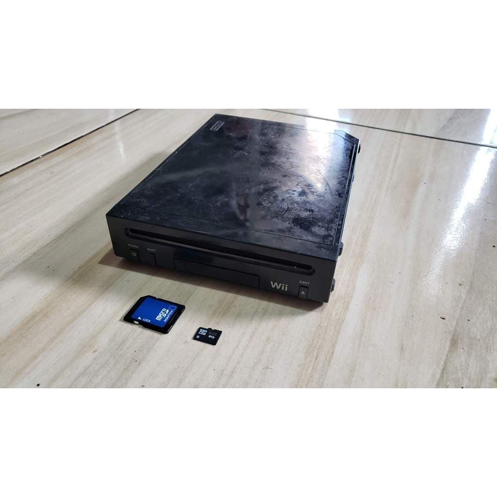 Nintendo Wii Preto Só O Aparelho Sem Nada Com Programas! M76
