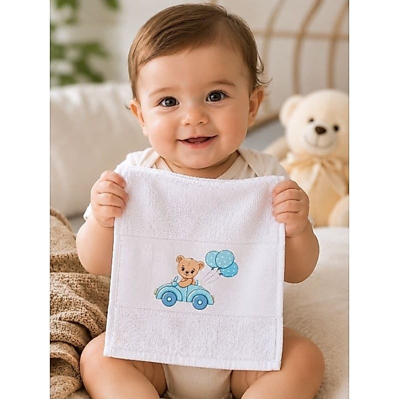 Toalhinha de Passeio Infantil com Ursinho e Carrinho Azul