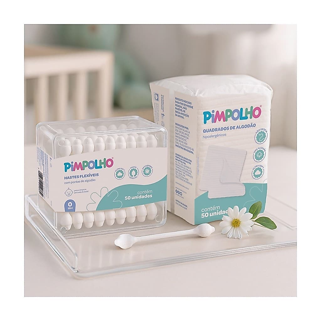 Pimpolho Kit Higiene com 50 Hastes Flexíveis e 50 Algodões Quadrados