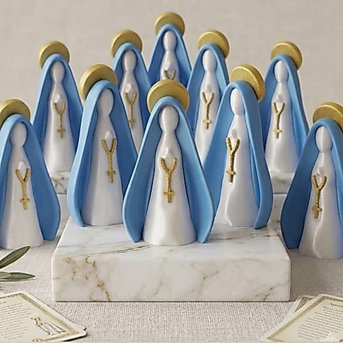 Nossa Senhora Azul Bebê Fosca 8cm – Delicadeza e Fé em Cada Detalhe Lembrancinha Batizado, Crisma, Eucaristia, Casamento