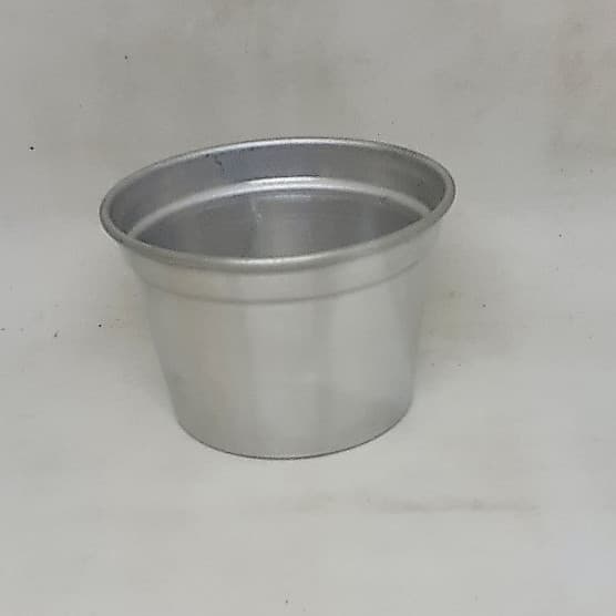 Vaso Cônico Em Alumínio.