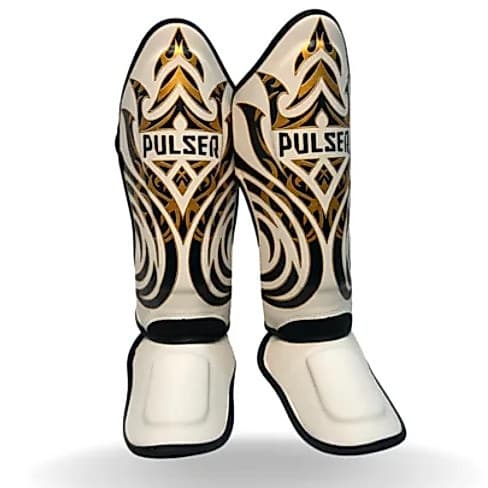 Caneleira Muay Thai Kickboxing  Microfibra 30 MM Pamy Cream Pulser
