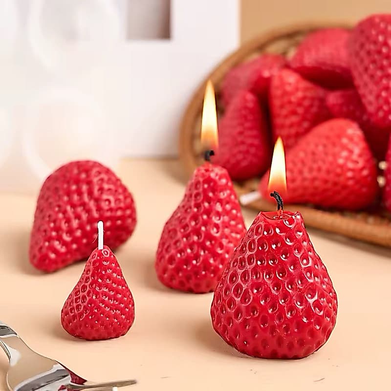 kit 4 Velas aromáticas morango  REALISTA Lembracinhas, festa infantil , vela decorativa, vela de aniversário.
