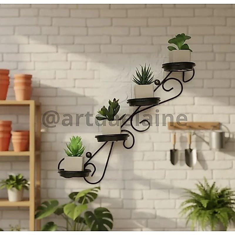 Suporte de parede para plantas para quatro vasinhos