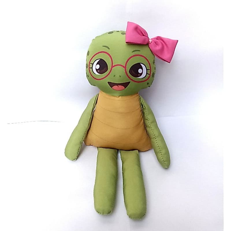 Boneca Tartaruga Cloe em tecido brinquedo e naninha.