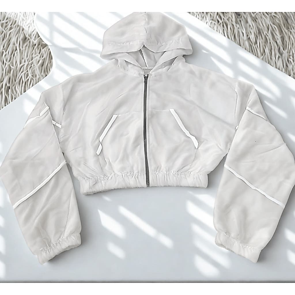 jaqueta corta estilo streetwear feminina cropped branco preto rosa em tactel