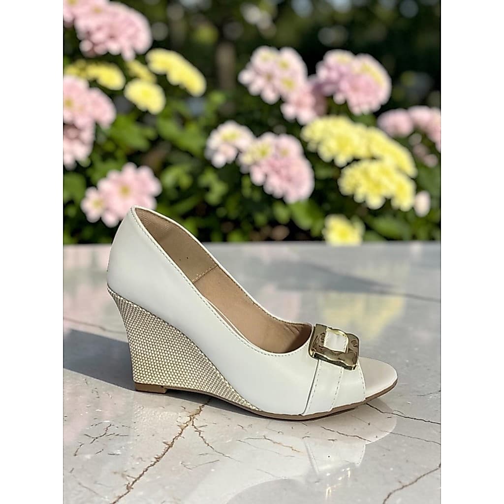 Tamanco Off White Confortável Com Fivela Dourada | Salto Cunha Palha Com Traseiro