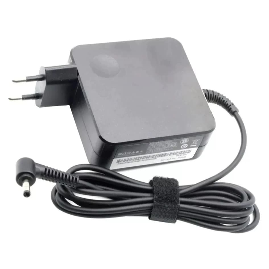 Fonte Carregador Para Notebook Lenovo fino Modelo 20v 3.25a 65w quadrado