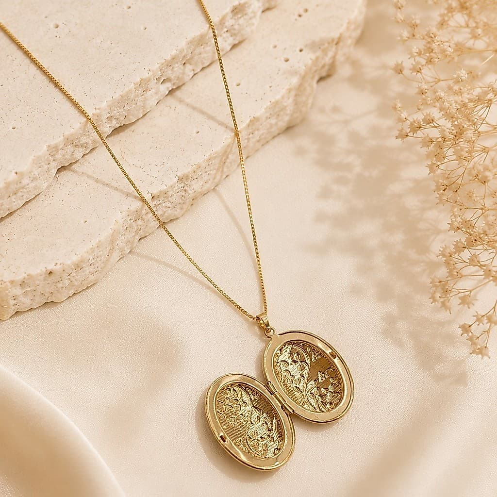 COLAR RELICÁRIO VINTAGE  DOURADO - Folheado a Ouro 18k