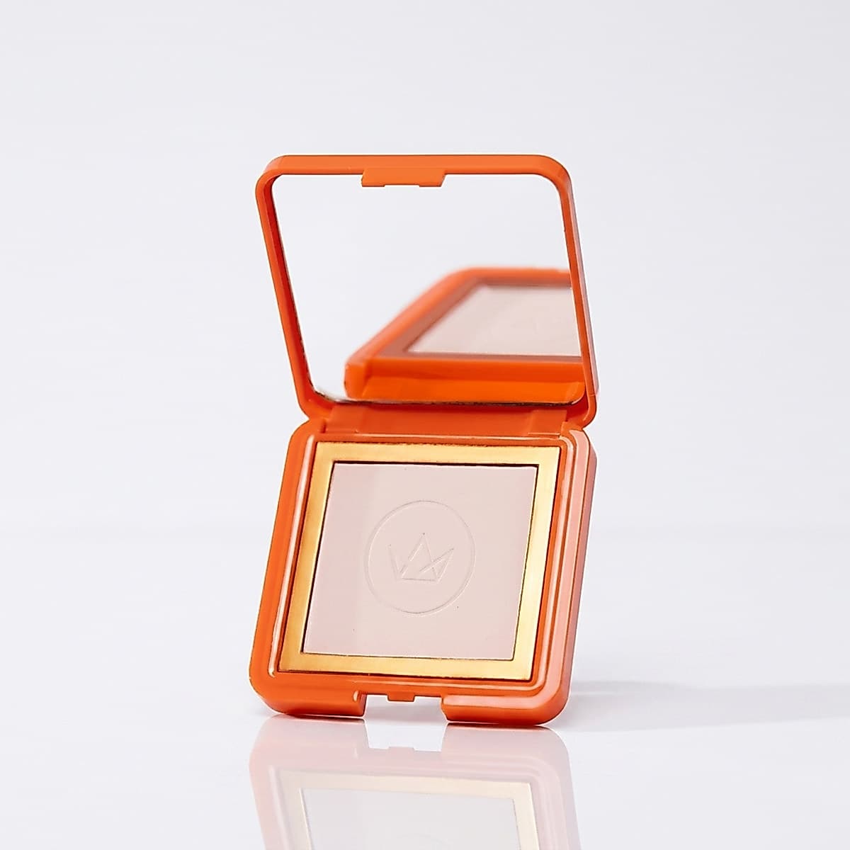 Pó Compacto Soft Silk Mari Maria Cor Luminous Dust Acabamento Natural Para Todos os Tipos de Pele