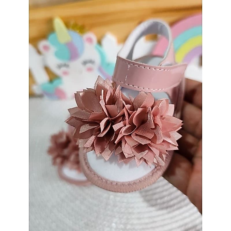 Sapatinho Infantil Feminino Nude com Flor – Delicado e Confortável
