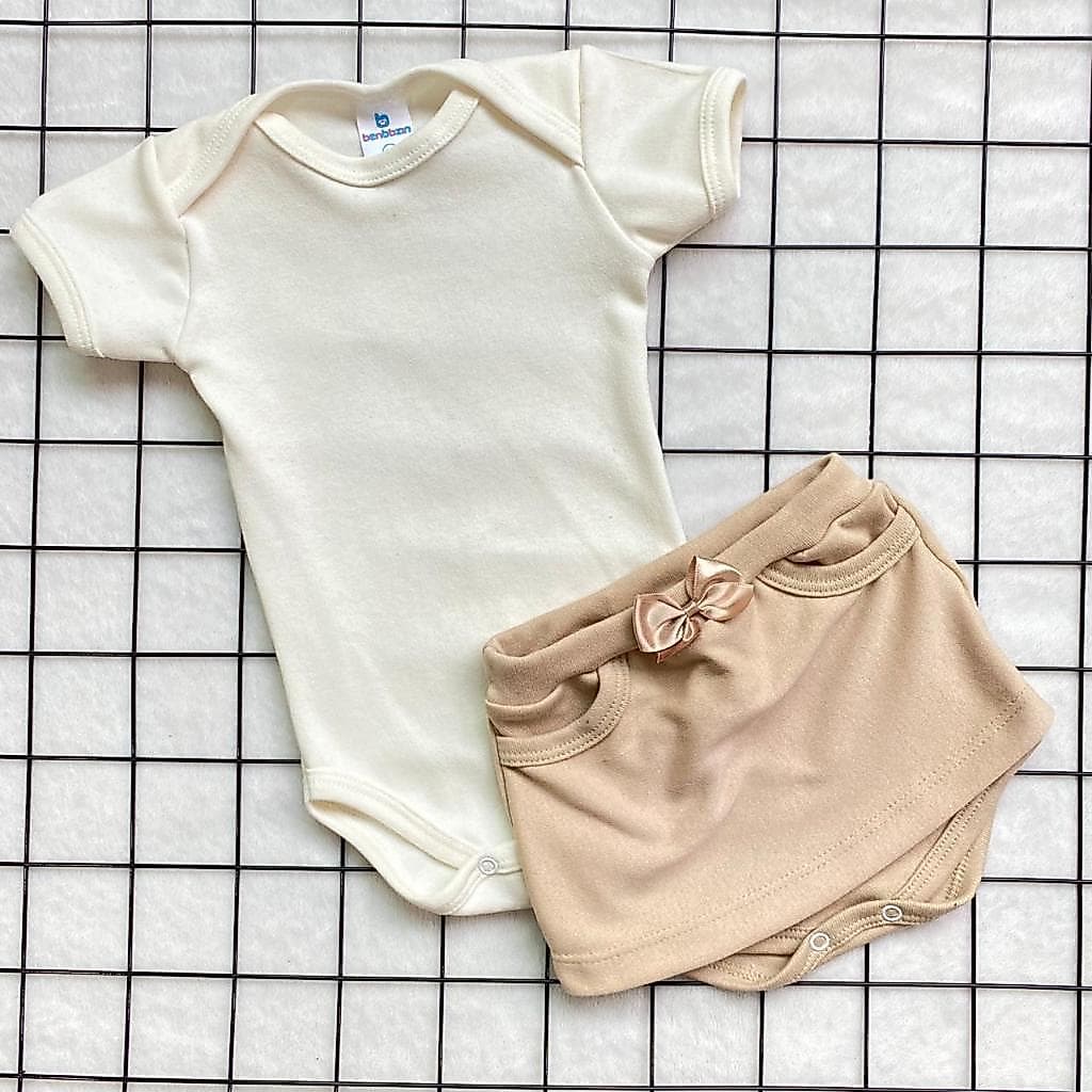 Conjunto de Bebê Menina Básico Dia a Dia Body e Short 100% Algodão