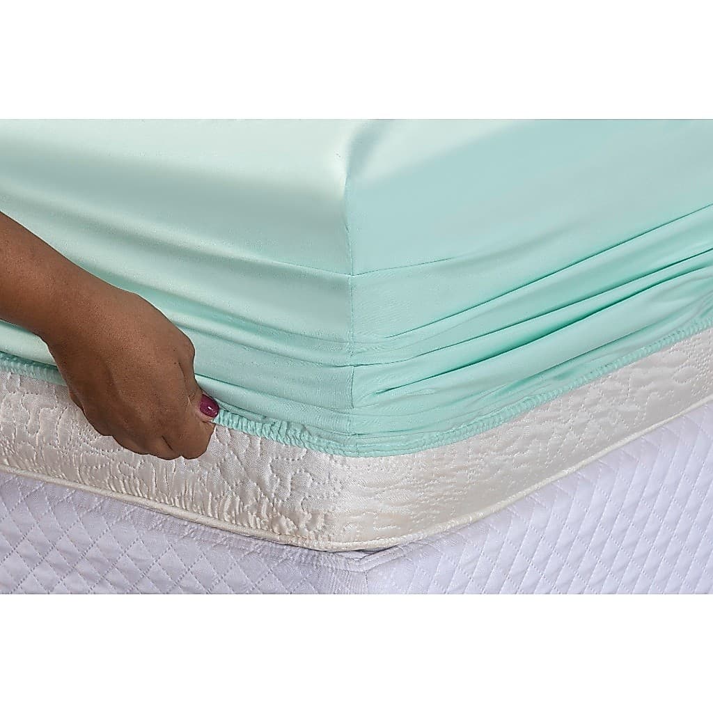 Lençol solteiro com elastico 88cm x 1,88m x 40cm altura tecido com toque macio e confortavel , levemente aveludado