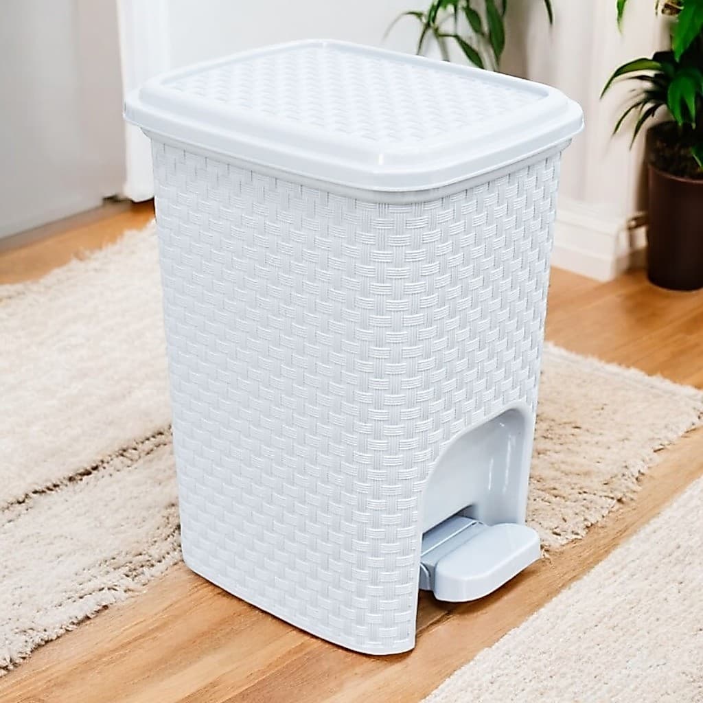 Lixeira Banheiro Cozinha Escritório Rattan com Pedal 7 Litros com Tampa Lixo Preta Branca Cesto Plasmarc Arqplast