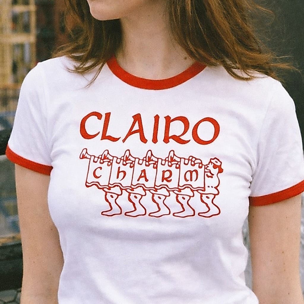 Camisa Feminina Baby Tee Clairo Charm T-shirt Vintage Y2K estética BabyLook