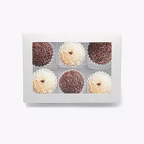 Kit 120 ou 180 Caixas KRAFT 6 doces com visor 11x7x3 cm. Embalagem para doces, presentes e artesanatos.