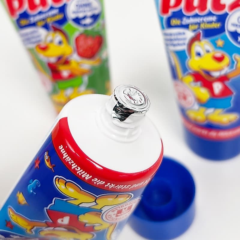 Pasta de Dente Putzi Original Alemã Importada, Baixo Teor de Flúor com Cálcio, Sabor Morango, Contém Flúor, para Criança