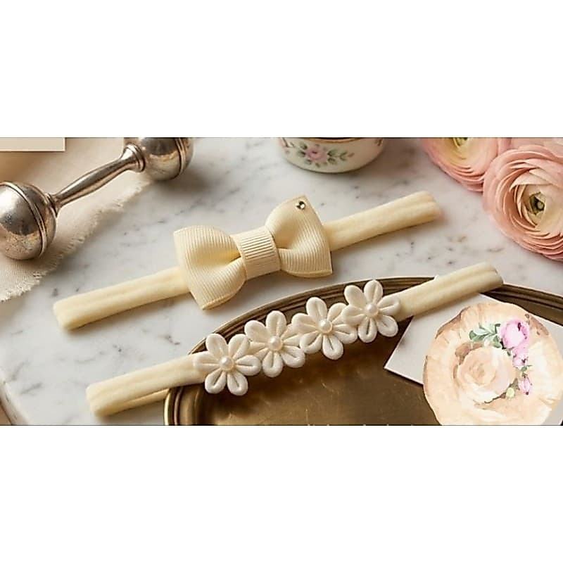 Faixinhas para Bebê Menina Creme Bebê Luxo Kit com 02 Faixinhas Laços Florzinha para Bebê Recém-Nascida Maternidade