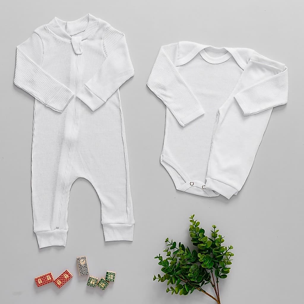 Kit 3 Peças Macacão Body e Calça Canelado Bebê Antialérgico 100% Algodão