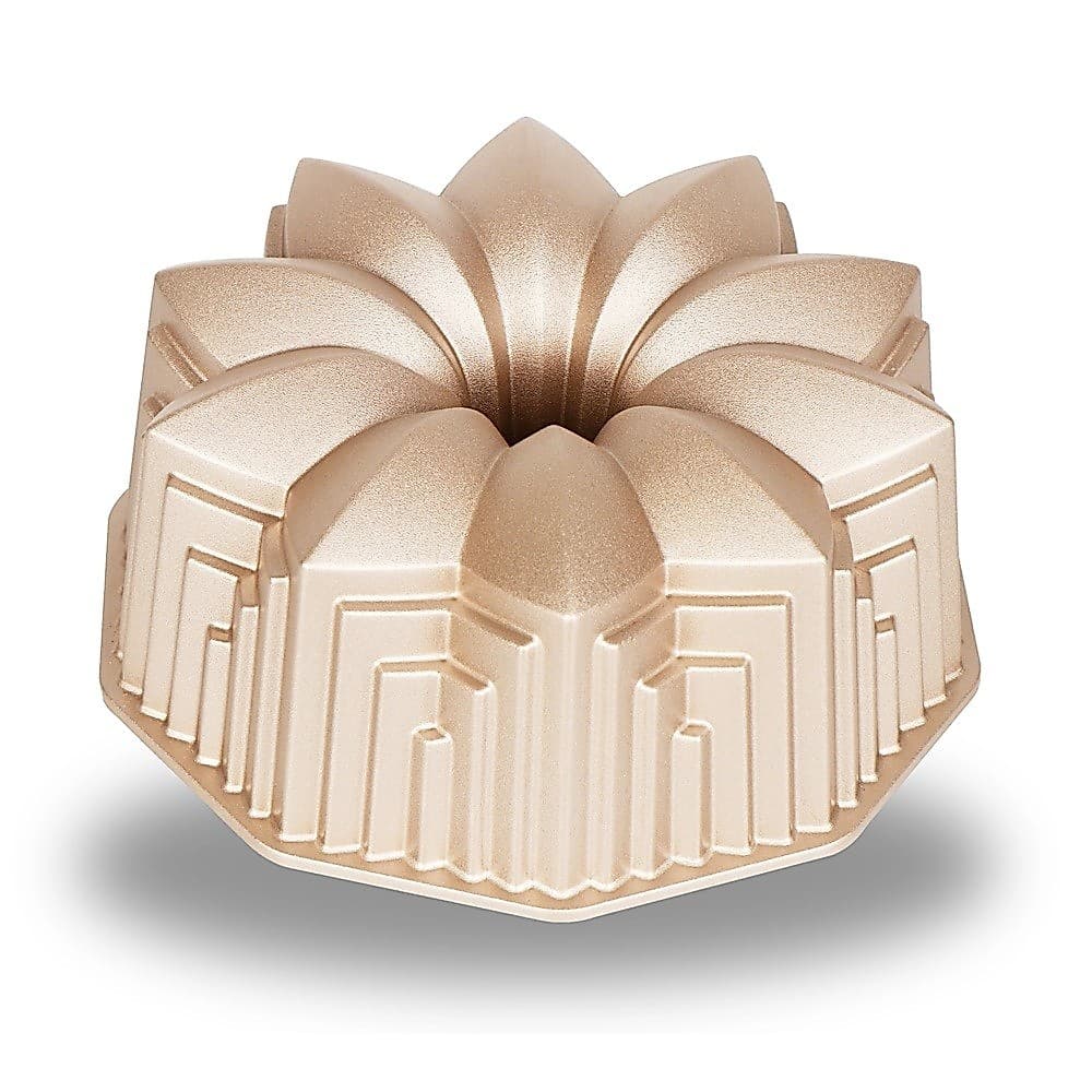 FORMA PARA BOLO BAKER'S SECRET PROFISSIONAL DECO 24CM EM ALUMÍNIO FUNDIDO DOURADO BS11288