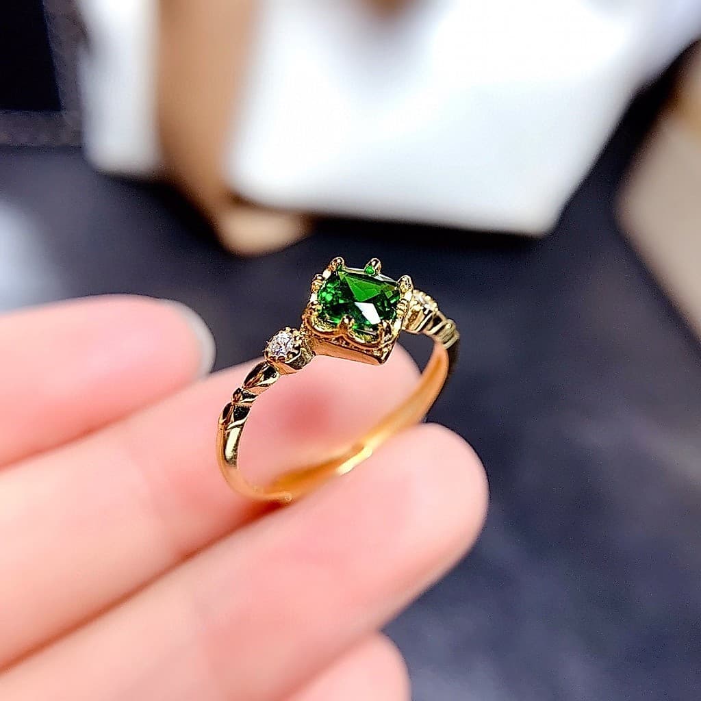 Imitação Natural Diopside esmeralda anel banhado a ouro 18k pequeno anel feminino aberto fresco