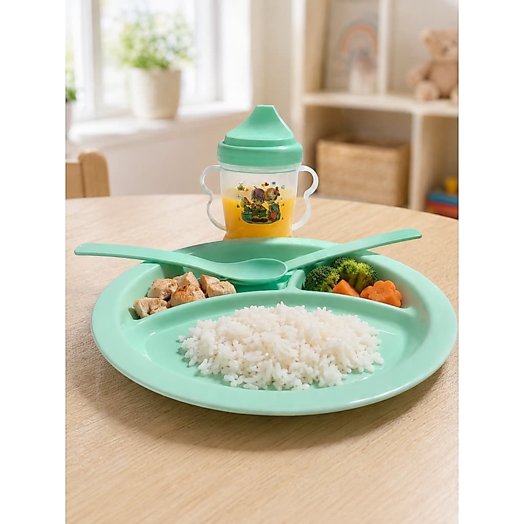 Kit Refeição Infantil 4 Peças em Plástico com Prato Copo Colher e Garfo