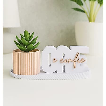 Kit Decorativo “Ore e Confie” com Vaso e Bandeja – Fé, Design Moderno e Elegância para seu Lar