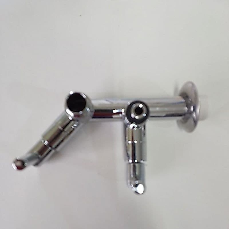 Corpo torneira em Metal (somente a base)  bica móvel para filtro Parede p/ tubos c/ rosca de 1/2"