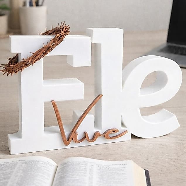 Letreiro Ele Vive 3D Decorativo Religioso Minimalista para Sala, Entrada ou Aparador