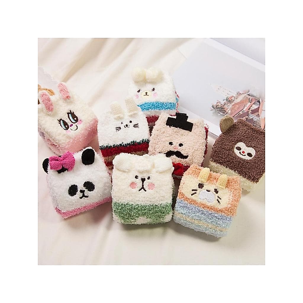 Japonês meio lado velo meias de natal feminino solto Coral velo meias quentes dos desenhos animados meias de dormir casa