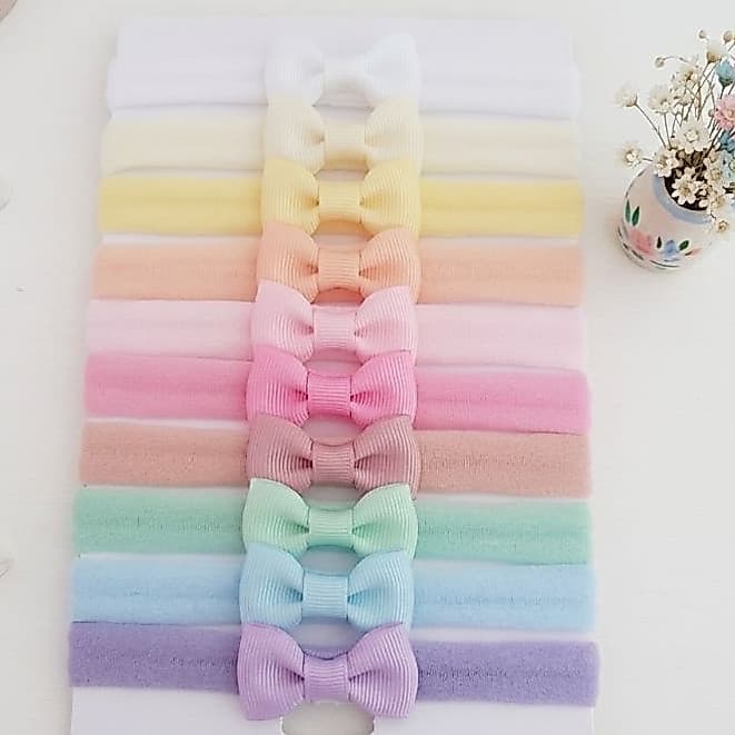 Kit 10 Laços de Cabelo Bebê Recém Nascido Faixinha Meia de Seda Gravatinha RN até 2 Anos Enxoval Menina