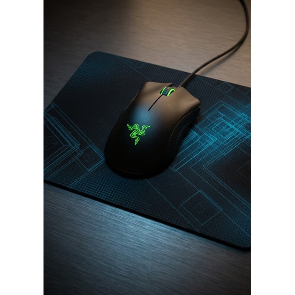 Kit Mouse Gamer com Fio Razer Purgatory Viper Standard Edition 6400DPI Com Mouse Pad