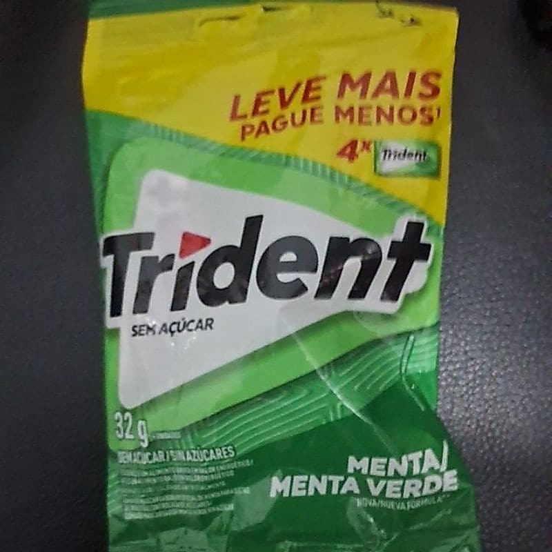 pacote com 4 trident 8g cada.