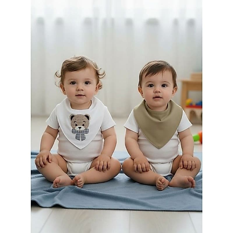 Kit 2 Babador Bandana Bordado Urso de Laço