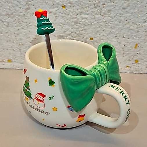 Caneca 3D Laço Natal Noel Mesa Posta Decoração C/ Colher Cerâmica 400ml