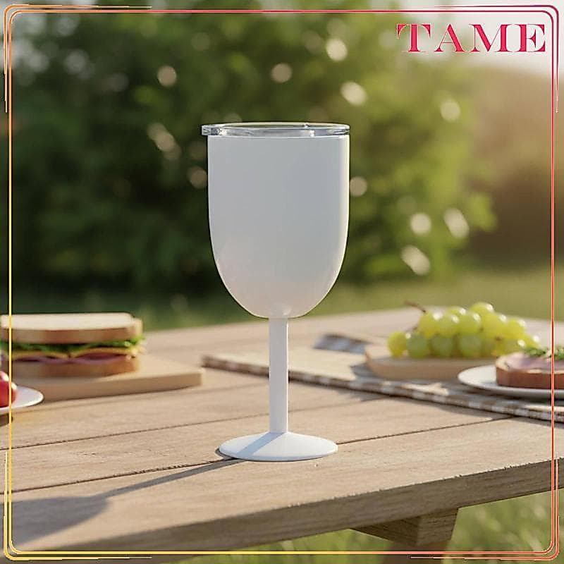 [Tame_sz] Copo De Bebidas Com Haste Brilhante Isolado A Vácuo Abertura Para Beber