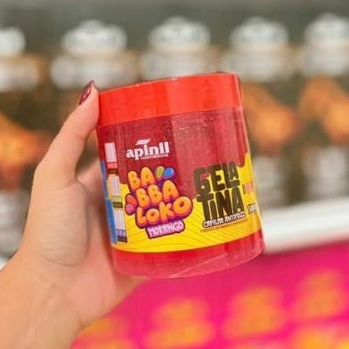 GELATINA CAPILAR PARA TODOS CABELOS 500g- BRILHO ESPELHADO DEFINIÇÃO SUPREMA FIXAÇÃO DURADOURA E ZERO FRIZZ.
