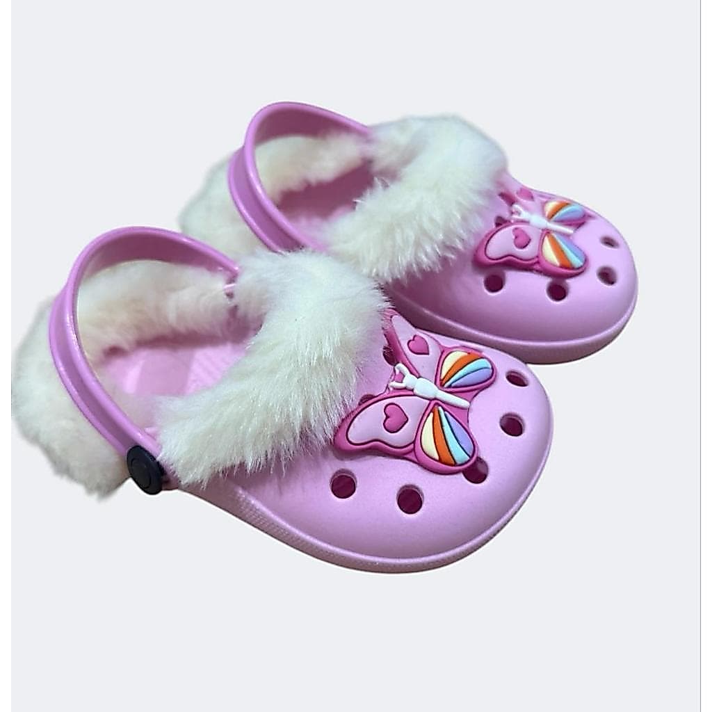 Babuche Infantil Calce Facil Sandalia Menina PomPom Pelucia Modelo Inverno Escolar Dia a Dia Confortavel