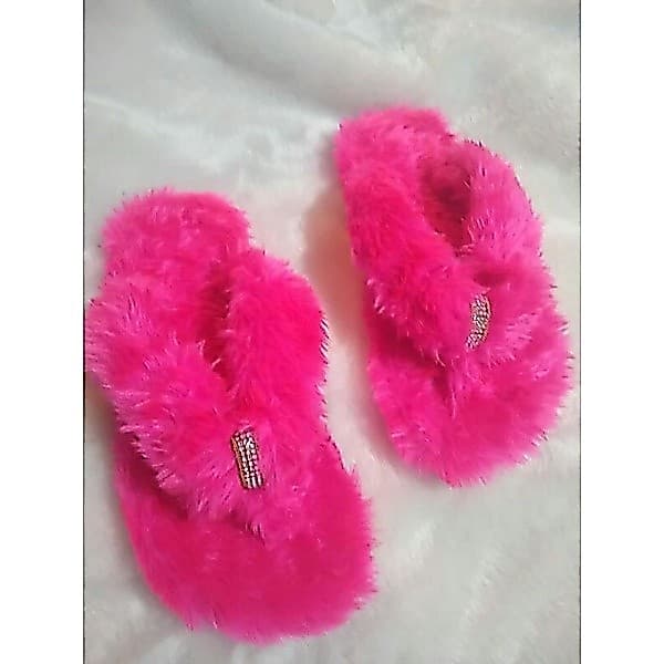 Chinelufas  de pelúcia varias cores chinelo maternidade