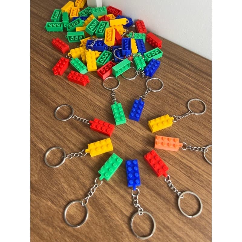 Kit 40 Chaveiros Lego em Bloco com Cartão Personalizado - Lembrancinhas
