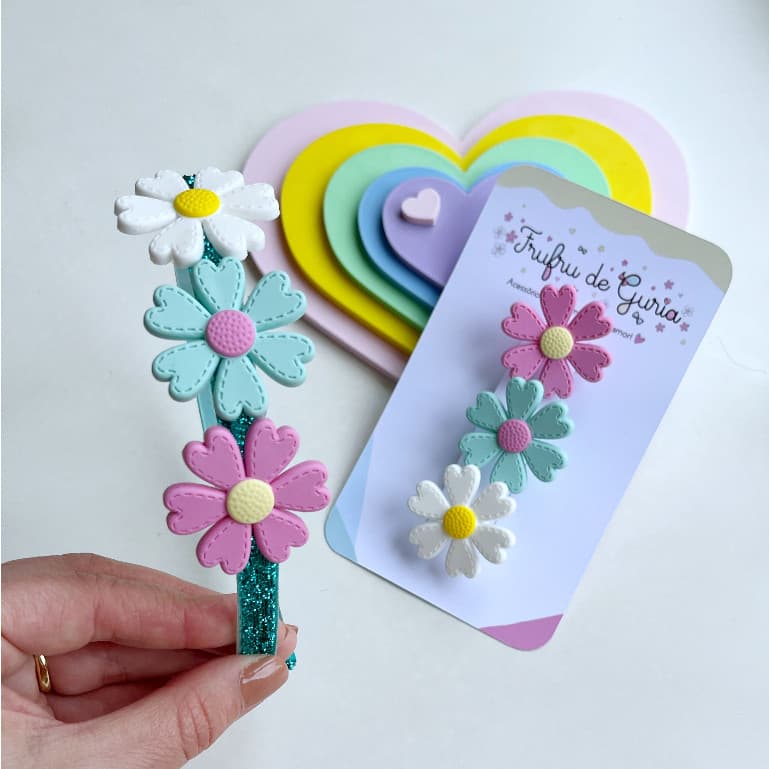 Kit Tiara + Trio Xuxinhas Flores /Arco de cabelo Infantil Flores/ Arco Silicone/Trio ElásticosFlores