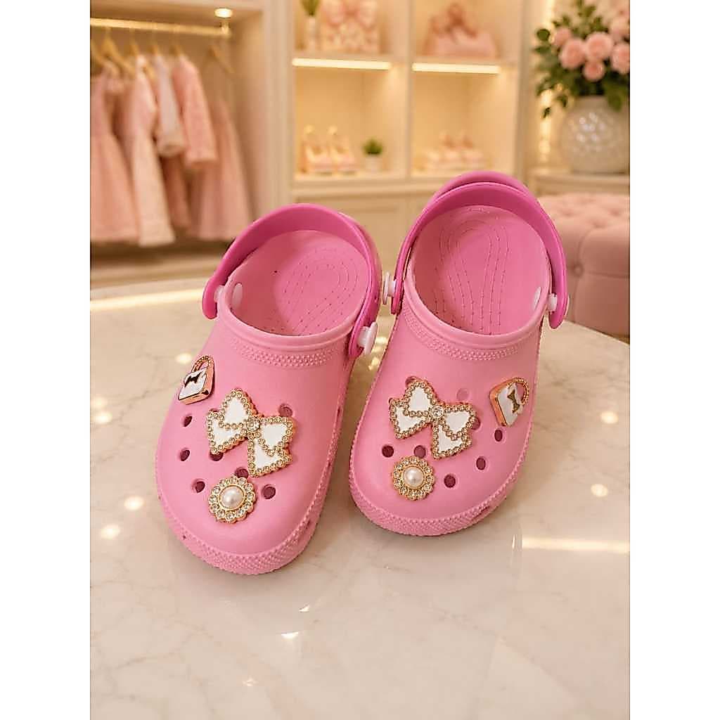 Babuche Infantil Menina Baby Papete com Pingentes Sortidos Sandalia do Bebê