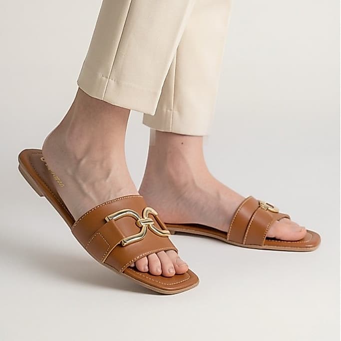 Rasteira Feminina Chinelo Bico Quadrado Detalhe ABS Casual Rasteirinha Conforto Leve