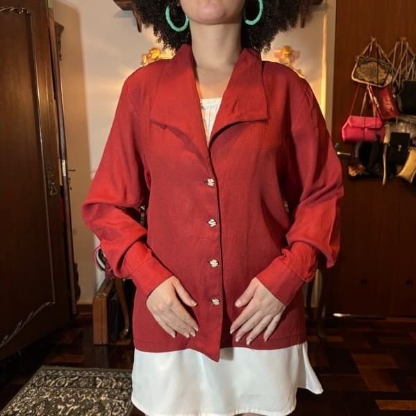camisa vermelha manga comprida vintage brechó