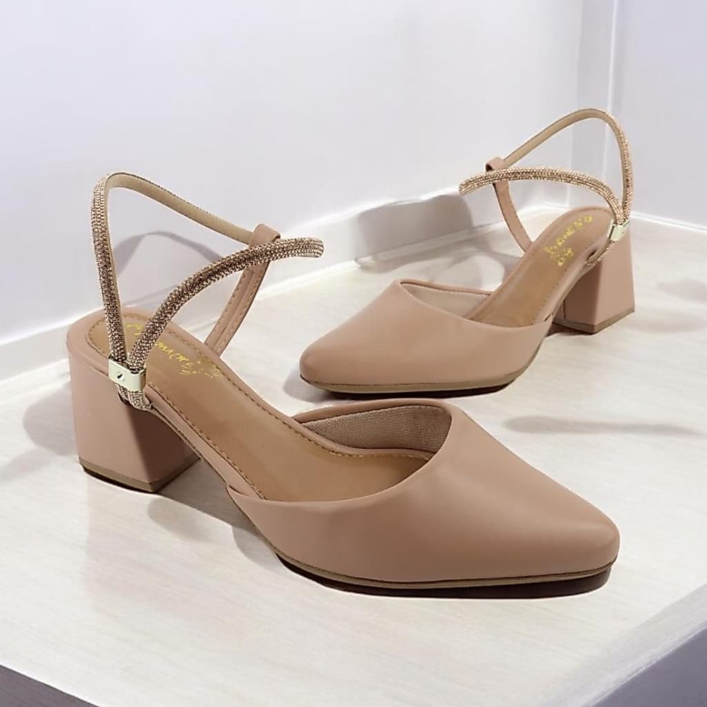 Scarpin Bico Fino Bellamore Salto Grosso 6cm Macio Leve Elegante Confortavel Preto,Nude,Offwhite