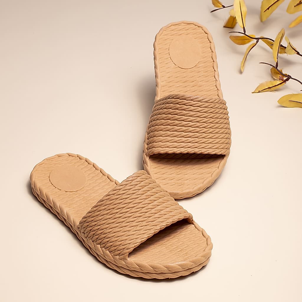 Chinelo Slide Risa Pantera Brasil Tira Larga Texturizada Confortável