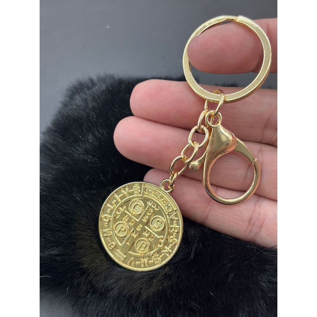 Chaveiro São Bento em Metal Dourado