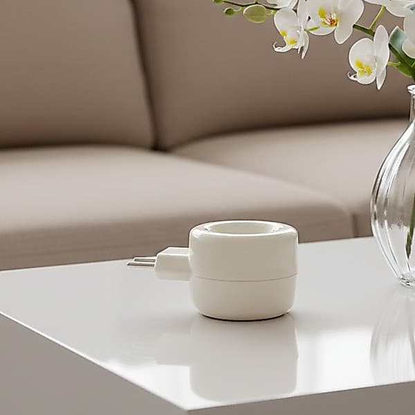 Difusor Elétrico de Tomada Aromatizador de Ambiente Bivolt Perfume Casa Prático