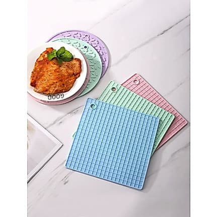 Apoio Descanso de Panela Quadrado Esteira em Silicone Resistente e Antiderrapante 17x17cm
